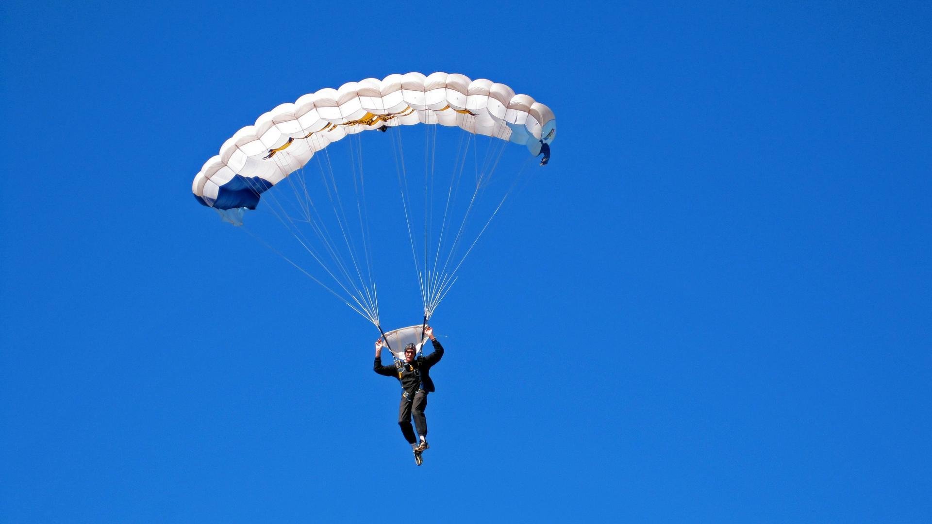 “沙滩手球：天府新区赛场瞬间火爆，精彩不容错过”