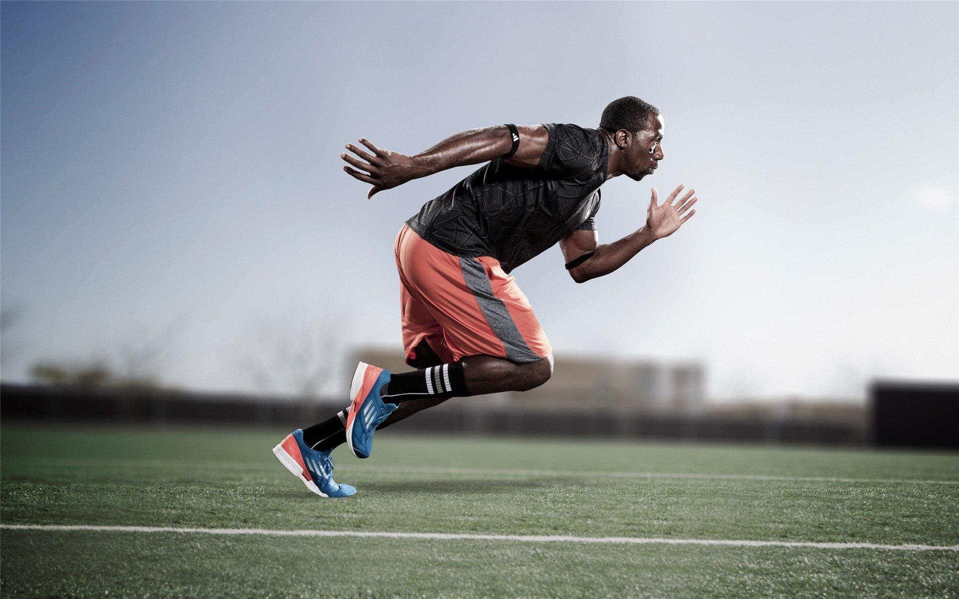 外线射手的跑位技巧分析，外线射手的跑位技巧分析视频
